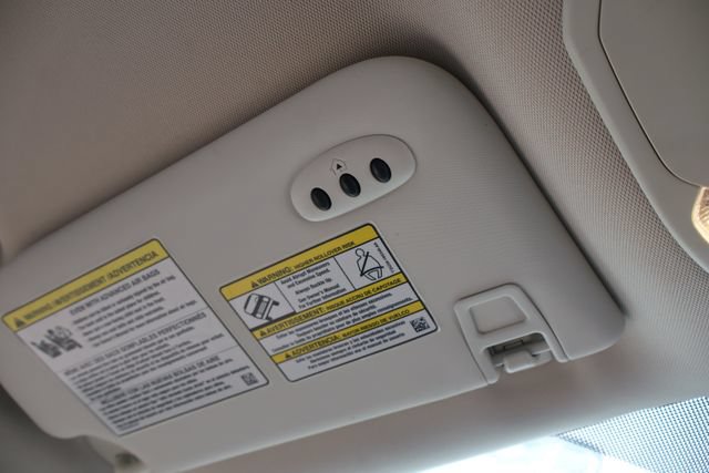 Used 2017 Ford Escape Titanium FWD image 23