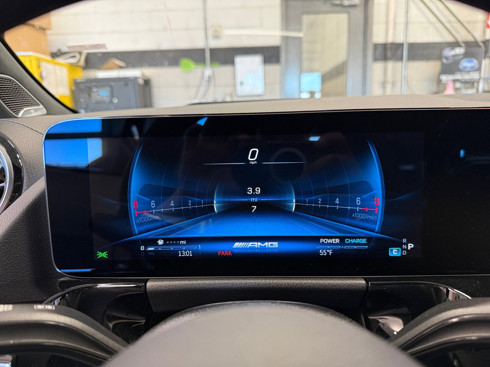 New 2026 Mercedes-Benz GLA 35 AMG 4MATIC image 11