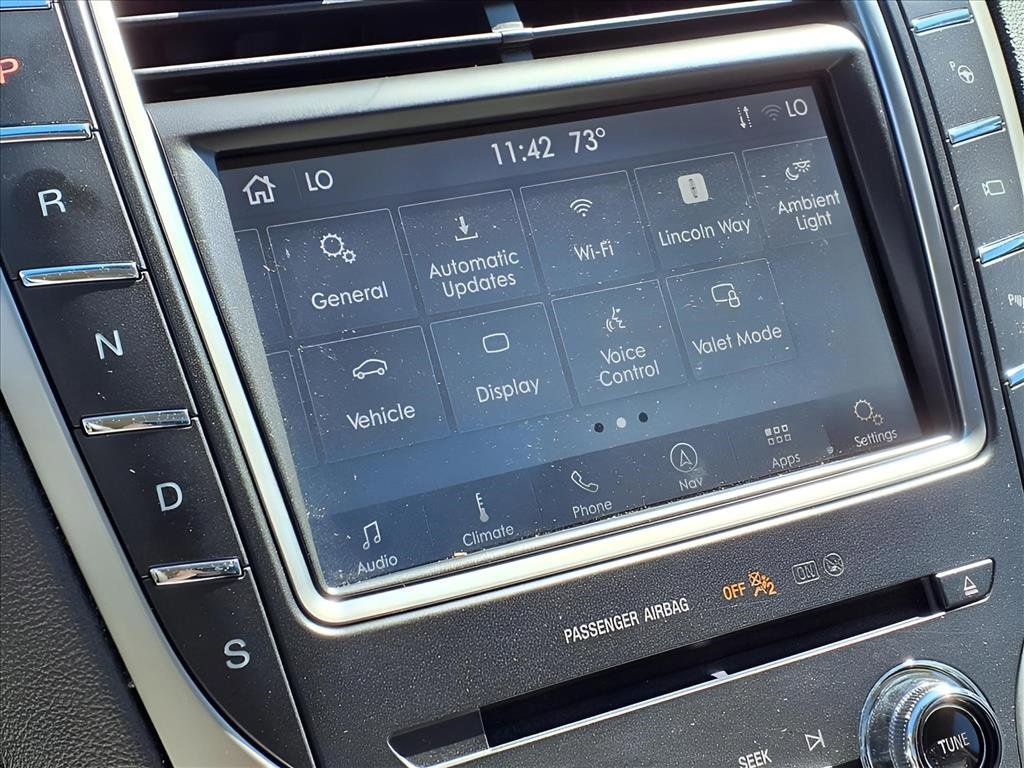 Used 2020 Lincoln Nautilus Reserve image 9