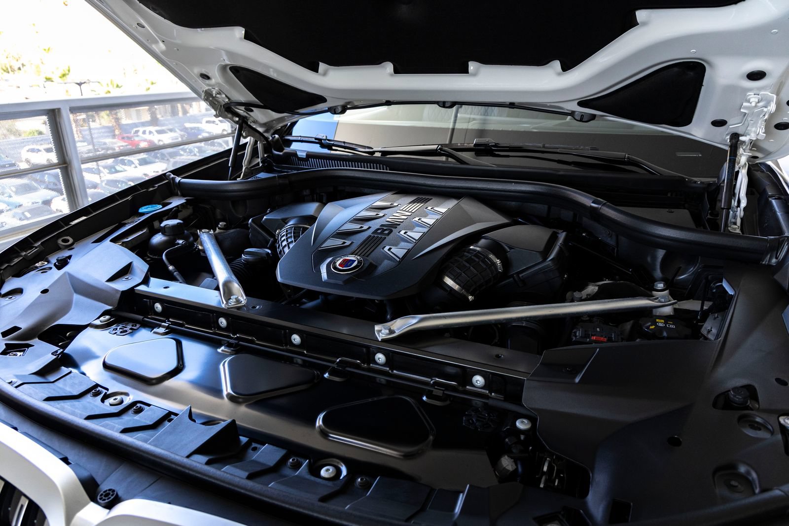 New 2026 BMW ALPINA XB7 AWD/4WD image 44