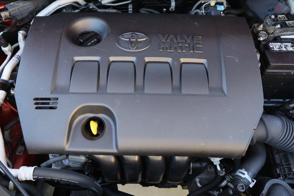 Used 2018 Toyota C-HR XLE FWD image 29