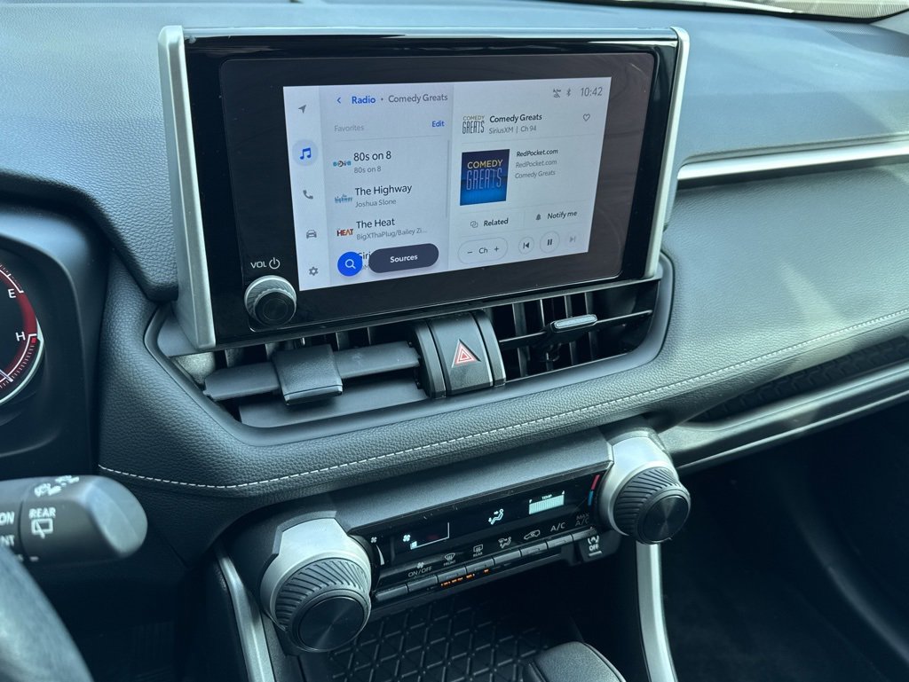 Used 2024 Toyota RAV4 LE image 6