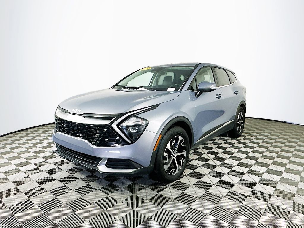 Used 2023 Kia Sportage EX image 5