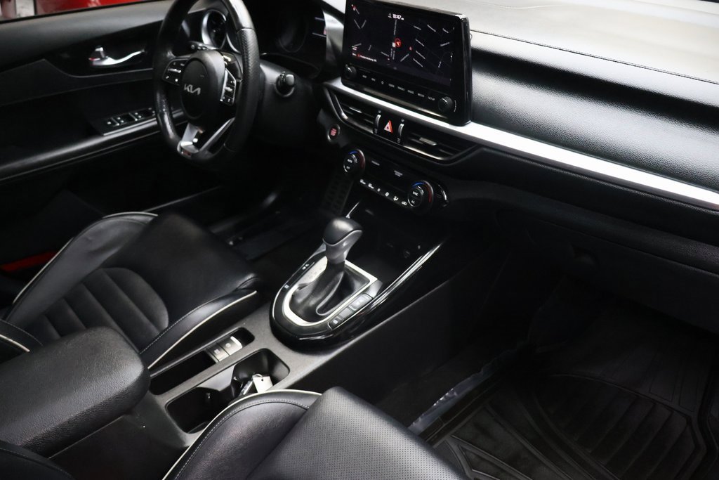 Used 2022 Kia Forte GT-Line w/ GT-Line Premium Package image 11