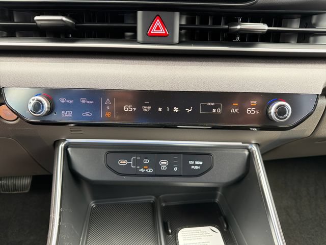 New 2026 Kia Carnival EX FWD image 14