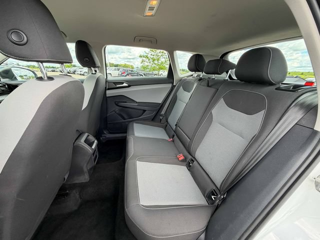 Used 2022 Volkswagen Taos S FWD image 19