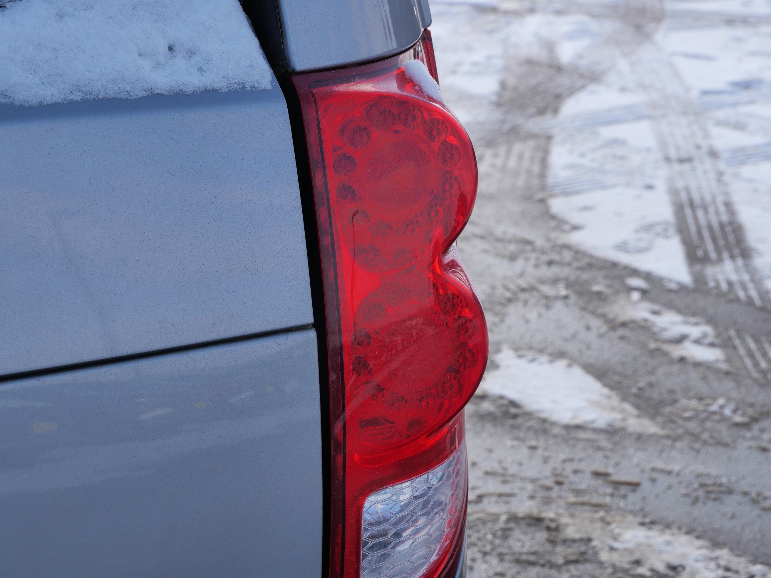 Used 2017 Dodge Grand Caravan SXT image 17