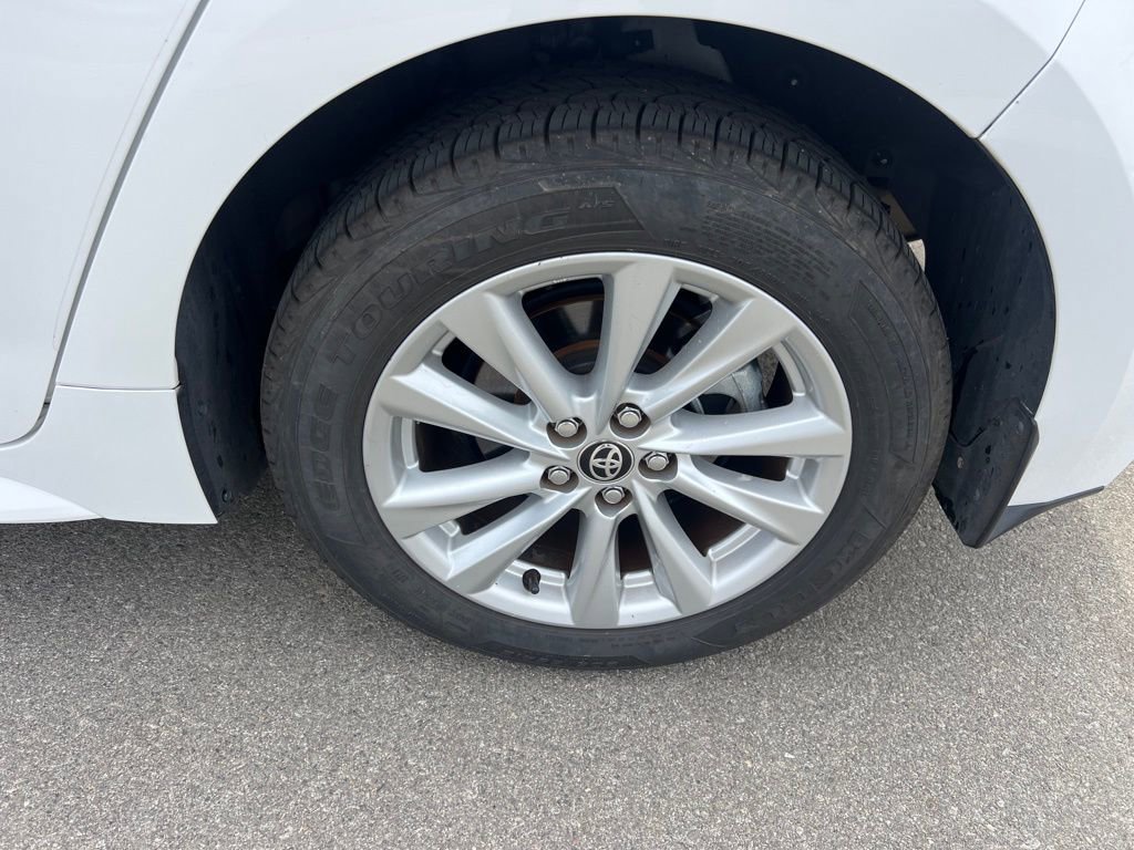 Used 2023 Toyota Corolla SE image 14