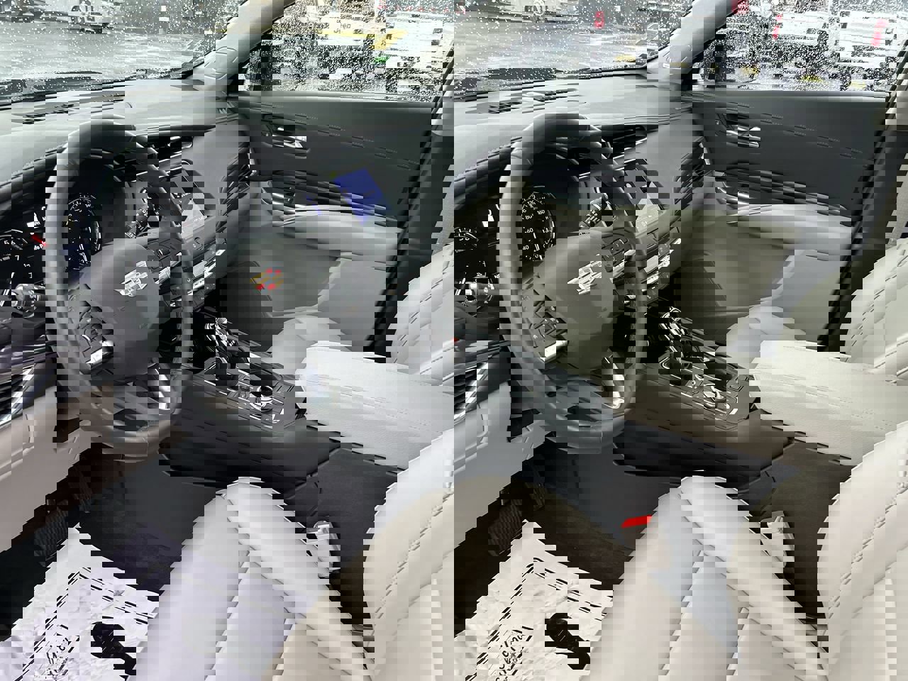 Used 2022 Cadillac XT4 Luxury w/ Cold Weather Package image 24