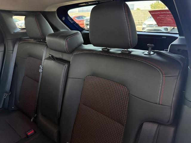 Certified 2025 Nissan Kicks SR AWD/4WD image 11