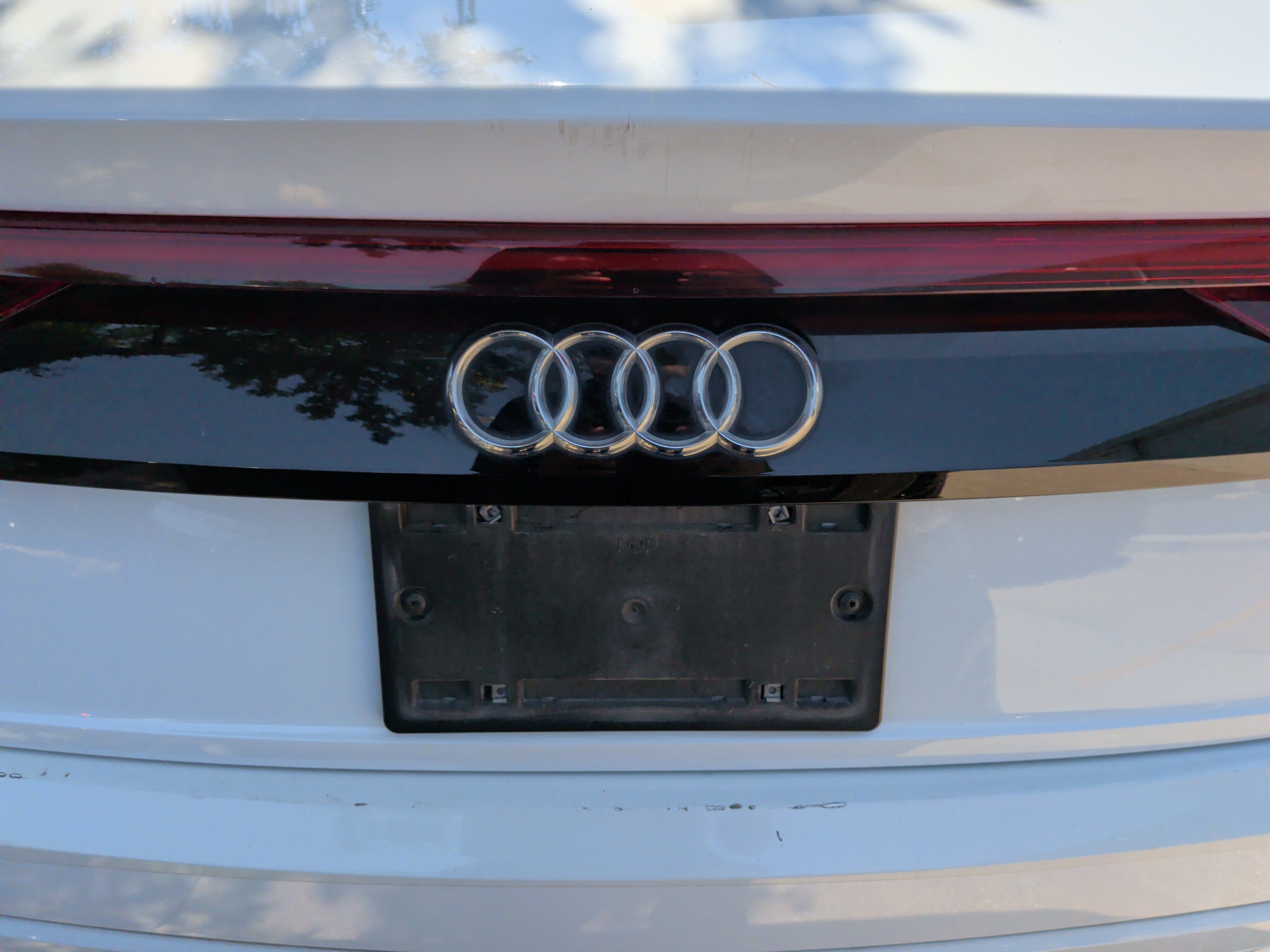 Used 2019 Audi Q8 Premium Plus AWD/4WD image 38