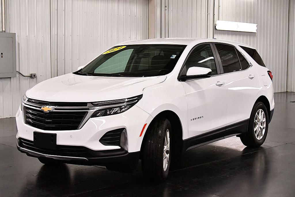 Used 2024 Chevrolet Equinox LT FWD image 3