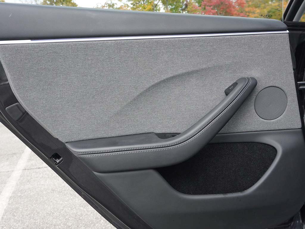 Used 2025 Tesla Model 3 RWD image 16
