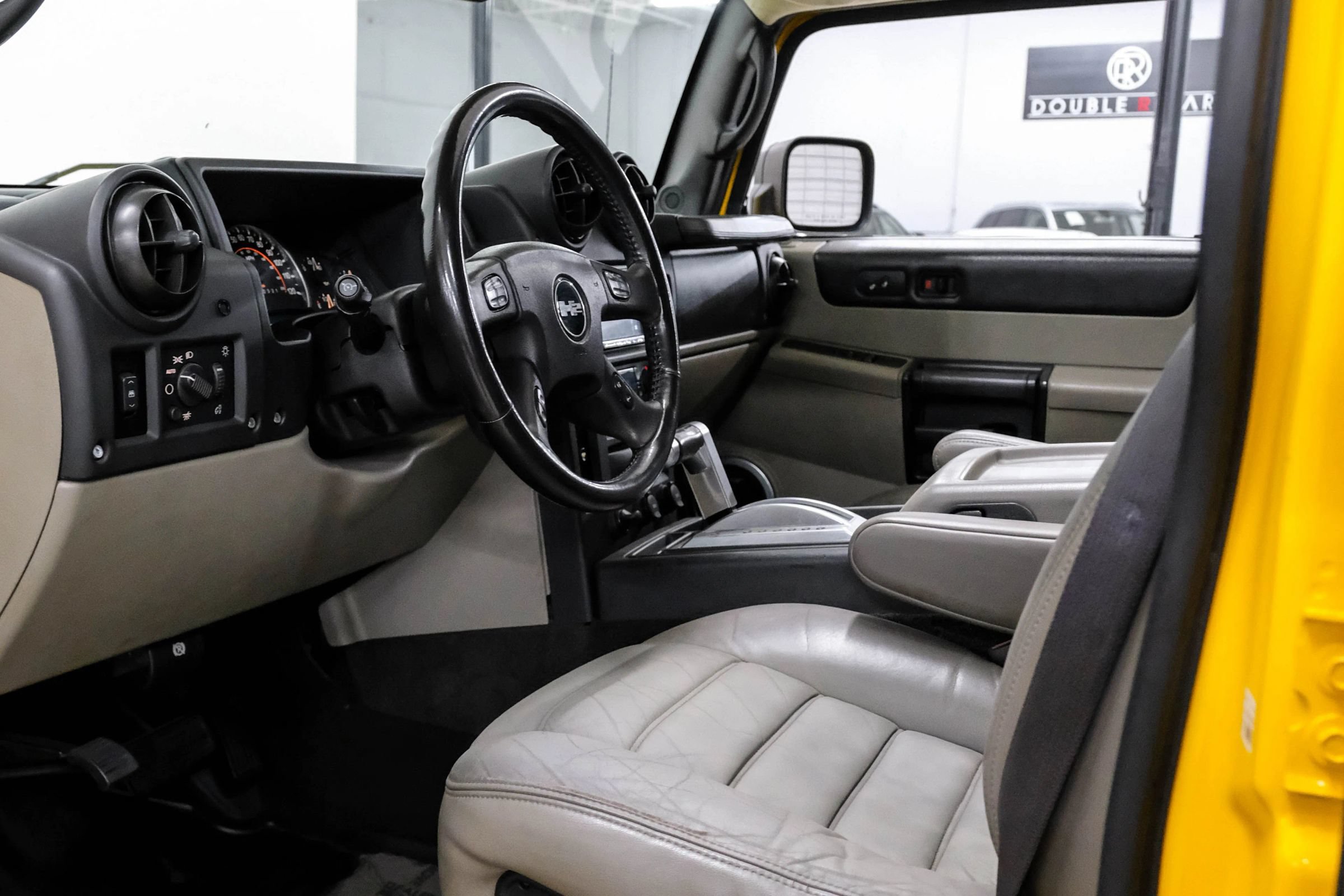 Used 2007 HUMMER H2 SUT AWD/4WD image 2