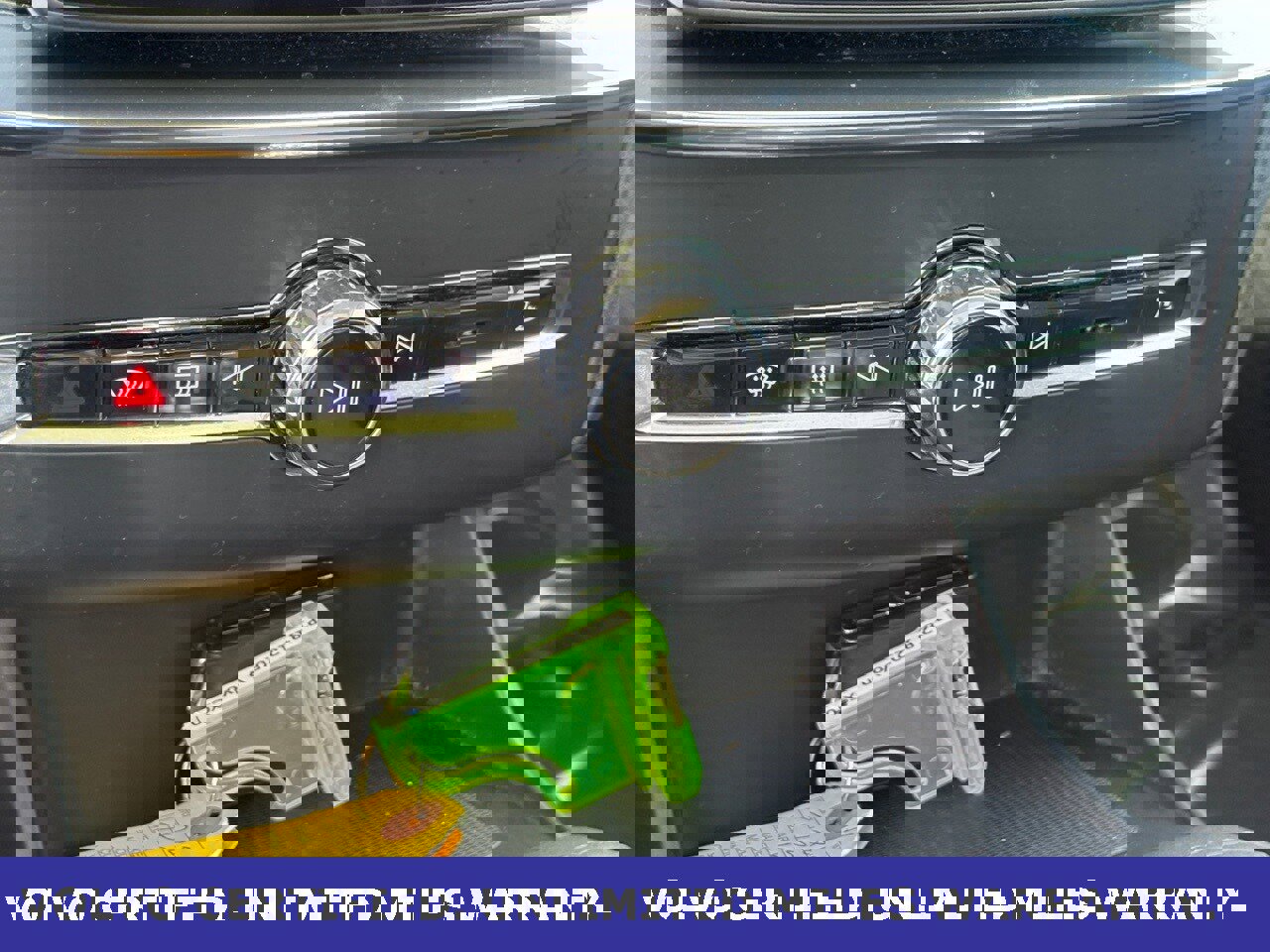 Certified 2025 Volvo XC90 B6 Plus image 23