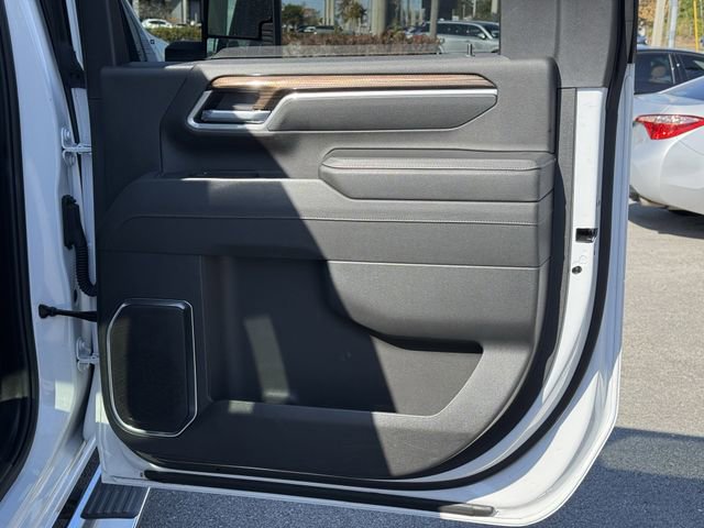 Used 2025 Chevrolet Silverado 2500 LT w/ Convenience Package image 35