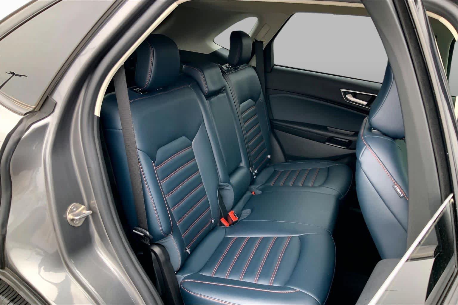 Used 2024 Ford Edge SEL w/ Sport Appearance Package AWD/4WD image 18