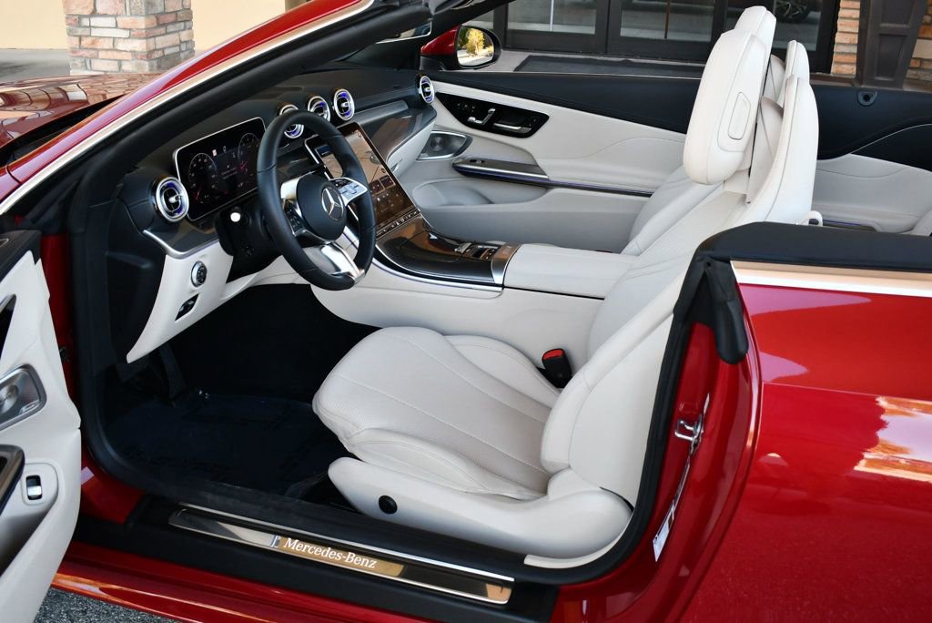 Used 2024 Mercedes-Benz CLE 300 4MATIC Cabriolet image 58