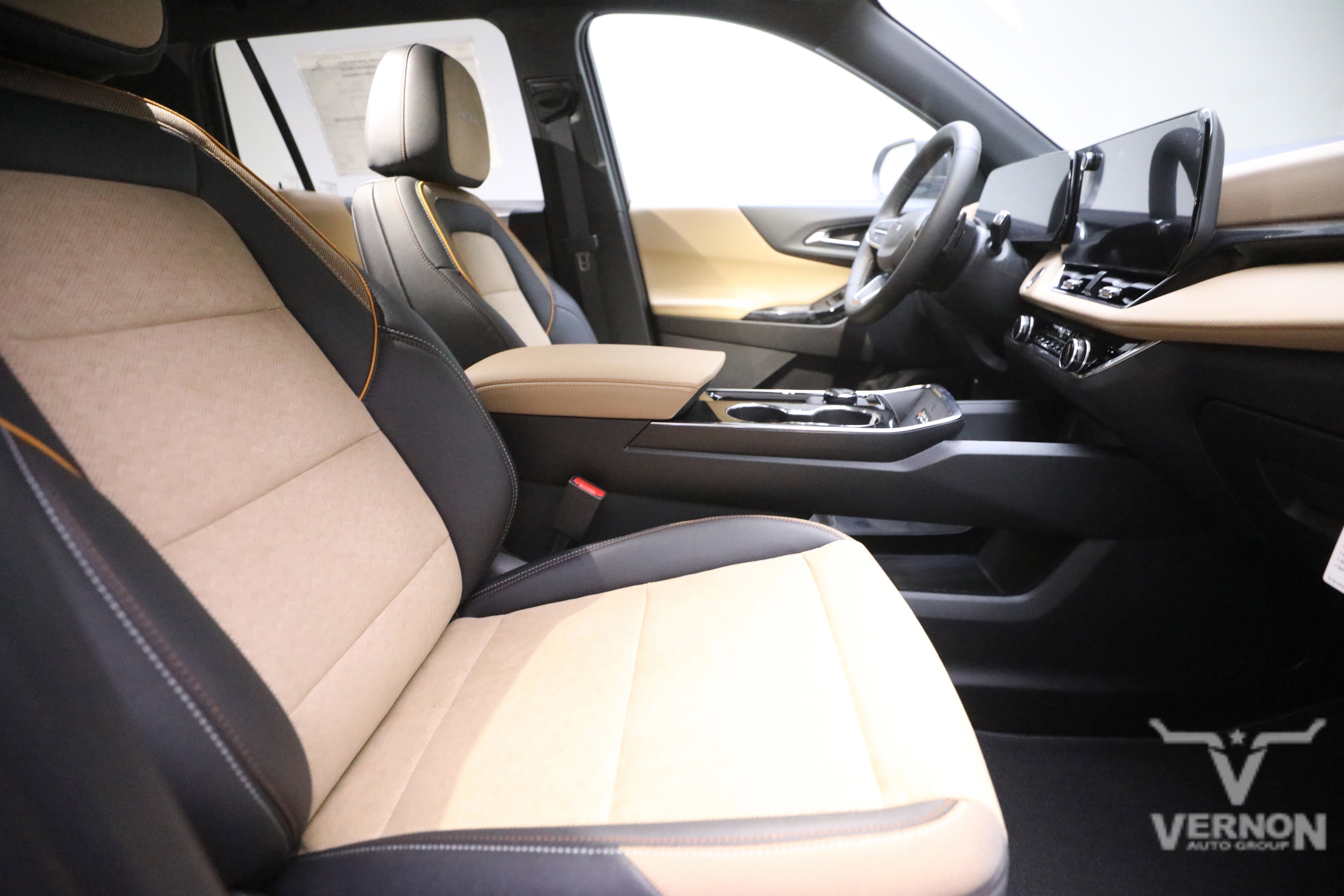 New 2026 Chevrolet Equinox ACTIV w/ Safety and Technology Package image 11