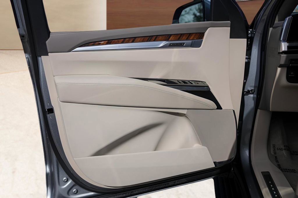 Certified 2025 Cadillac Escalade Sport Platinum image 23