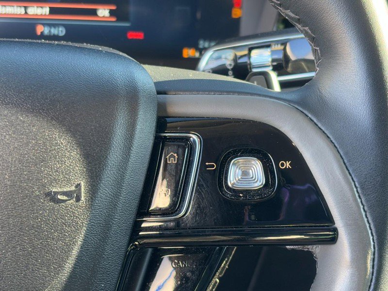 Used 2023 Lincoln Corsair Reserve w/ Jet Appearance Package image 23