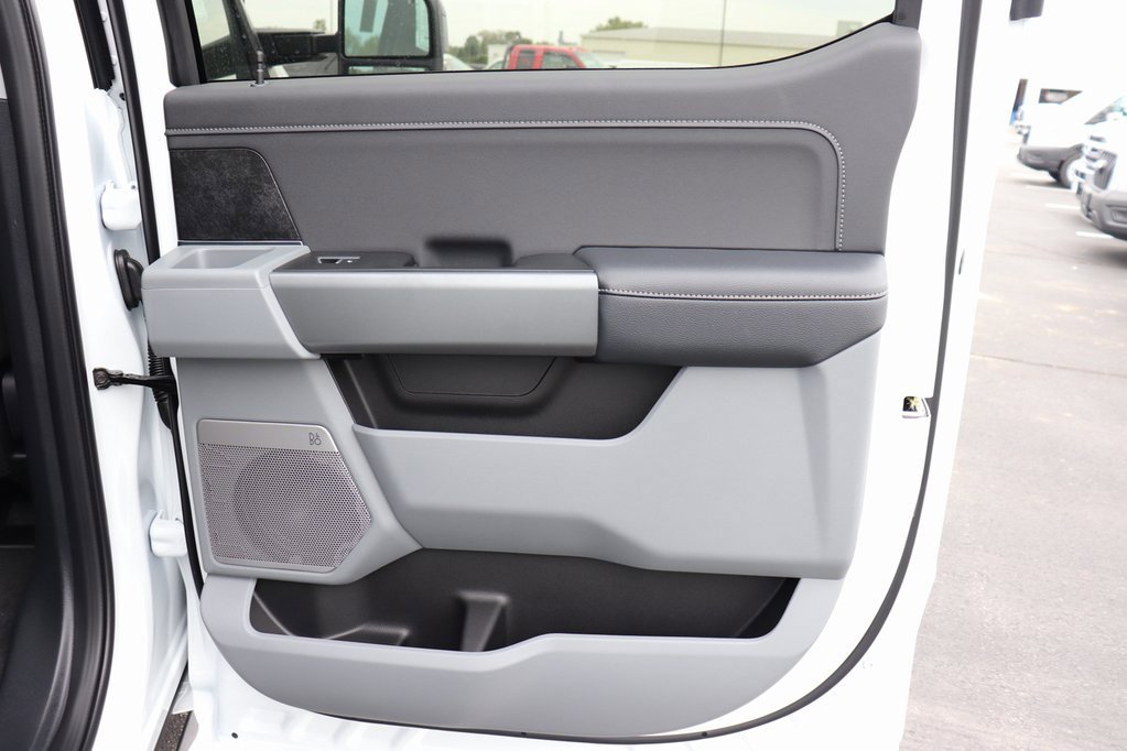 New 2026 Ford F350 4x4 Crew Cab Super Duty image 19