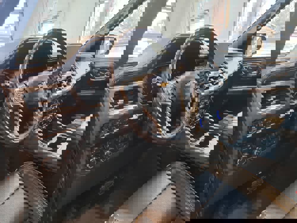 Used 2021 Chevrolet Tahoe Premier w/ Premium Package image 11