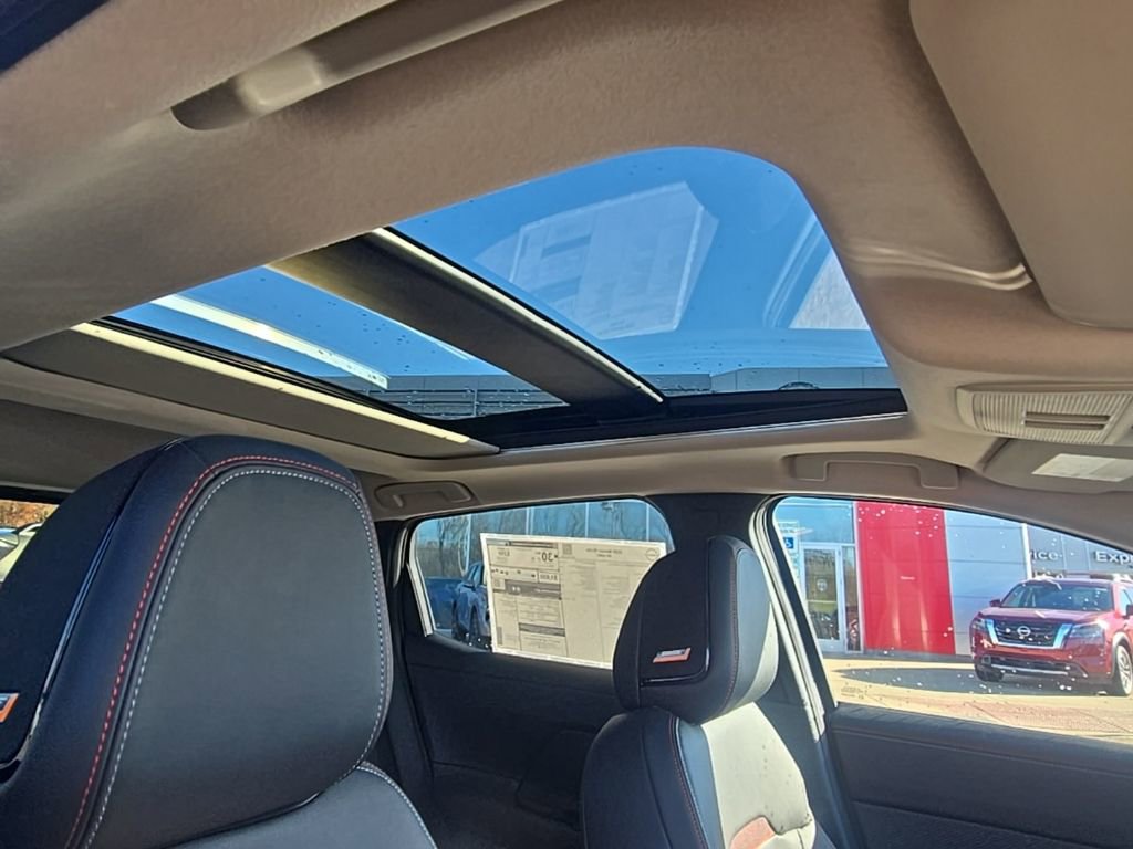 New 2026 Nissan Kicks SR w/ SR Premium Package image 24