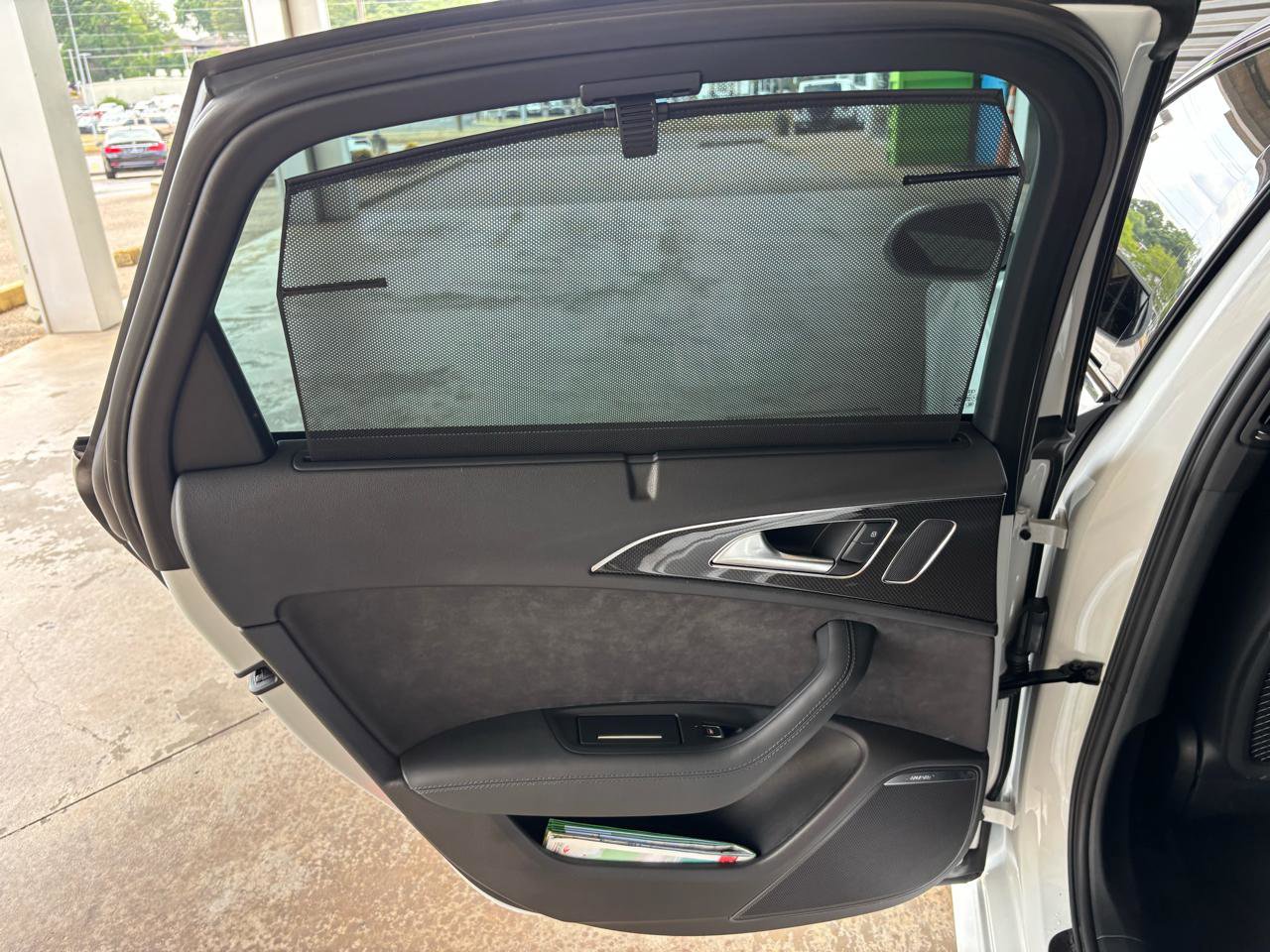 Used 2017 Audi S6 Prestige w/ Prestige Package image 26