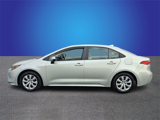Used 2024 Toyota Corolla LE image 7