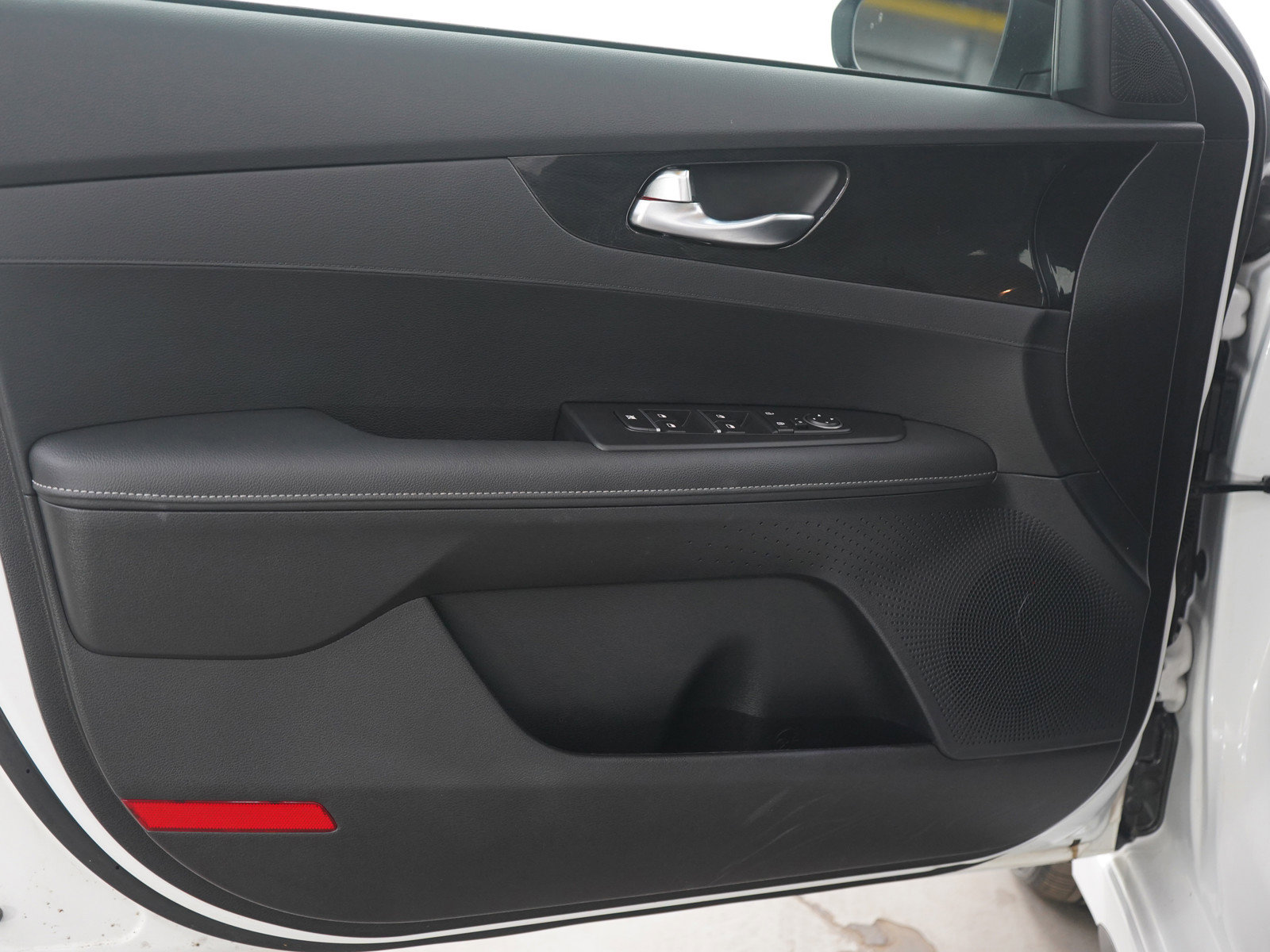 Used 2024 Kia Forte GT-Line image 19