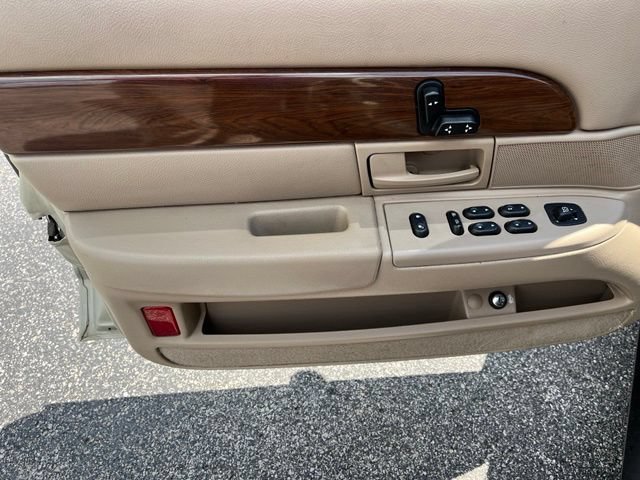 Used 2004 Mercury Grand Marquis LS RWD image 9