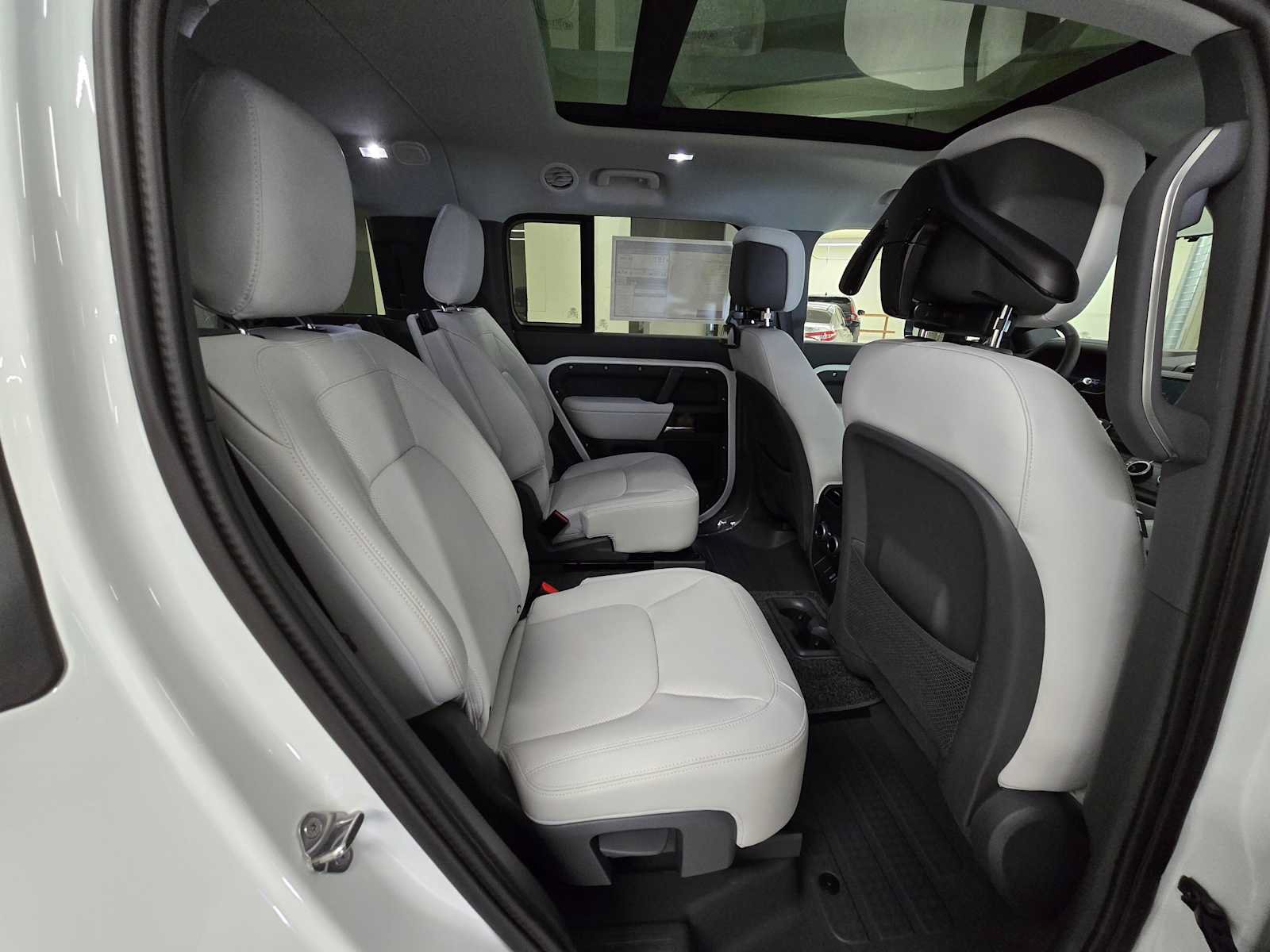 New 2026 Land Rover Defender 130 S AWD/4WD image 12