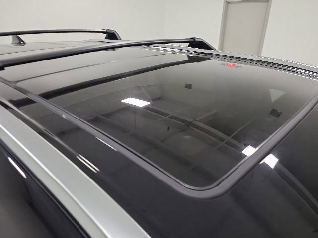 New 2026 Toyota Highlander Platinum AWD/4WD image 11