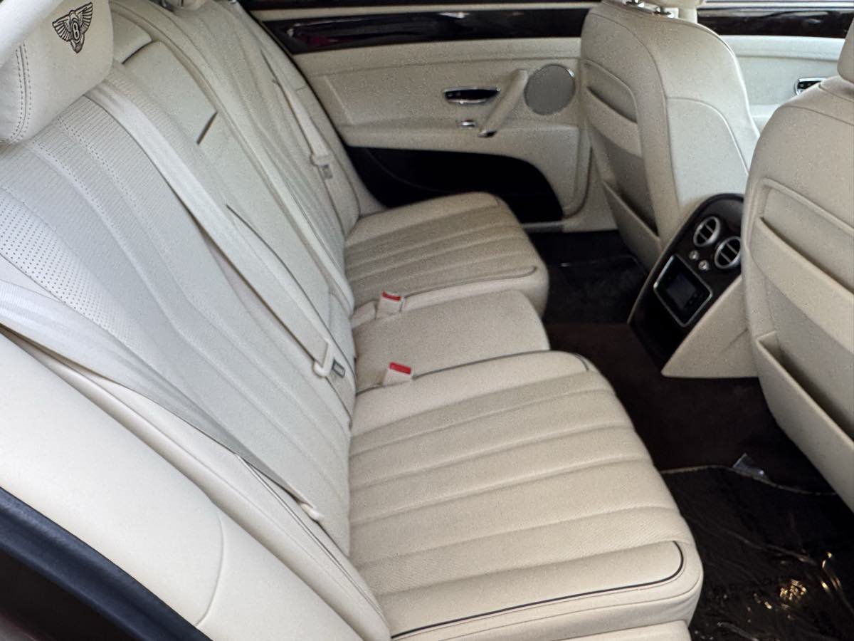 Used 2014 Bentley Flying Spur W12 AWD/4WD image 21