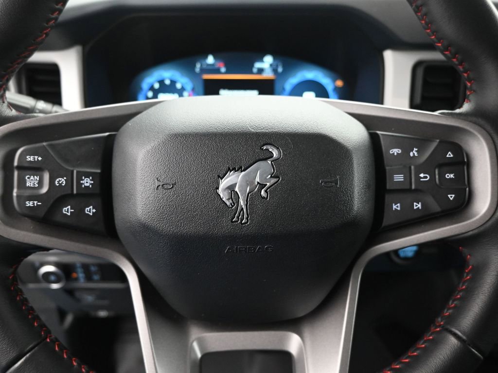 Certified 2025 Ford Bronco Heritage Edition image 11