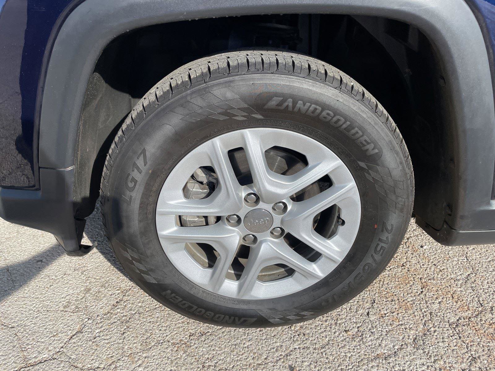 Used 2021 Jeep Compass Sport w/ Cold Weather Group image 32