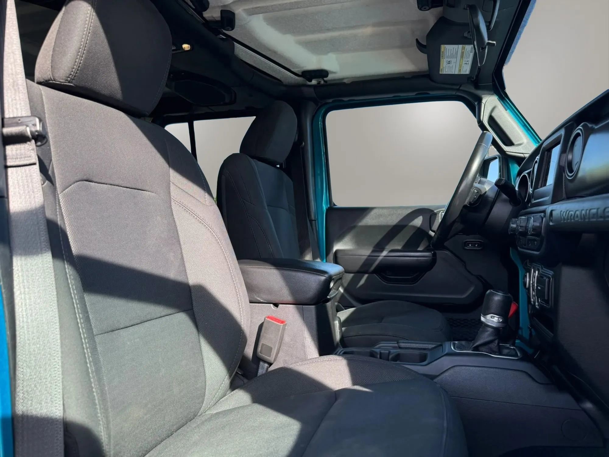 Used 2019 Jeep Wrangler Unlimited Sport S AWD/4WD image 22