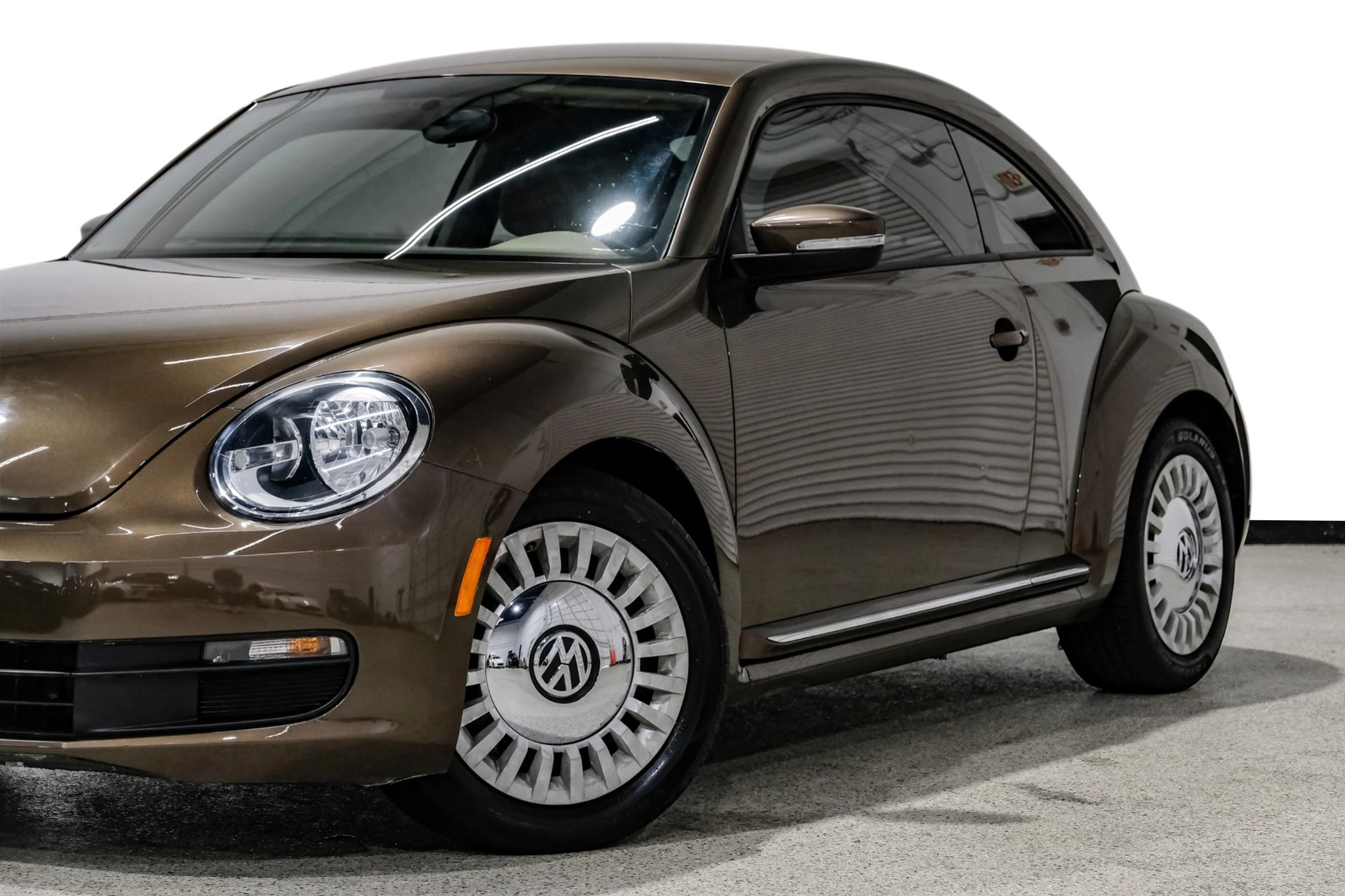 Used 2014 Volkswagen Beetle 1.8T FWD image 13
