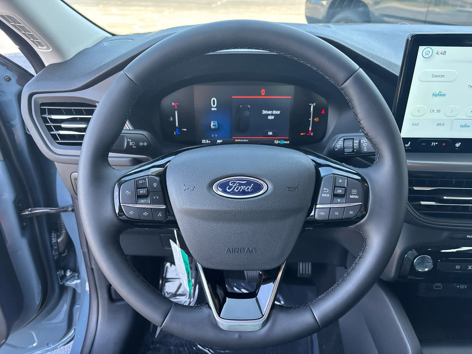 New 2025 Ford Escape SE image 15