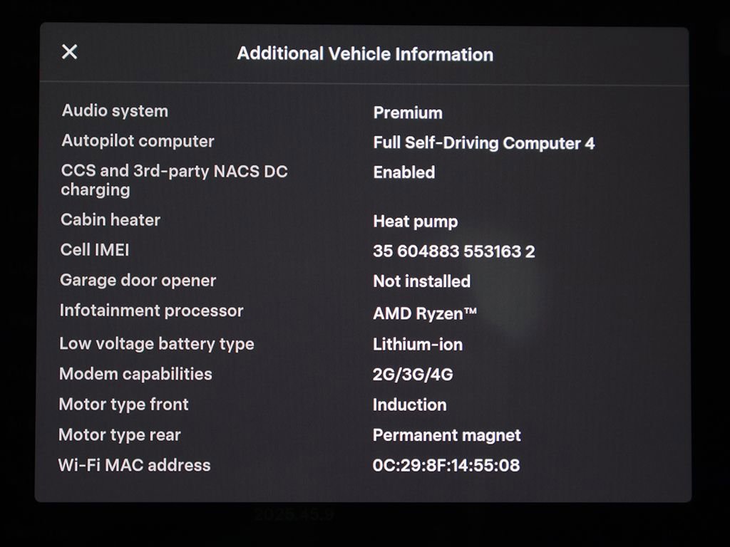 Used 2024 Tesla Model Y Performance AWD/4WD image 52