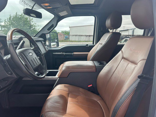 Used 2016 Ford F250 Platinum w/ FX4 Off-Road Package AWD/4WD image 9