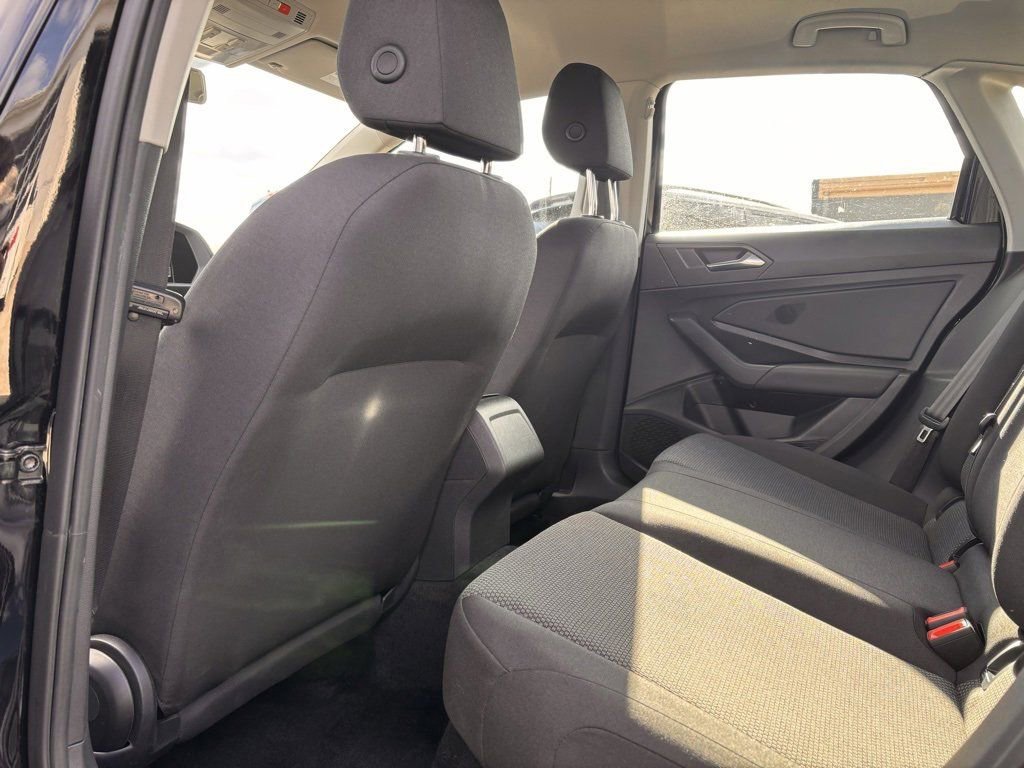 Used 2021 Volkswagen Jetta S w/ Driver Assistance Package image 18