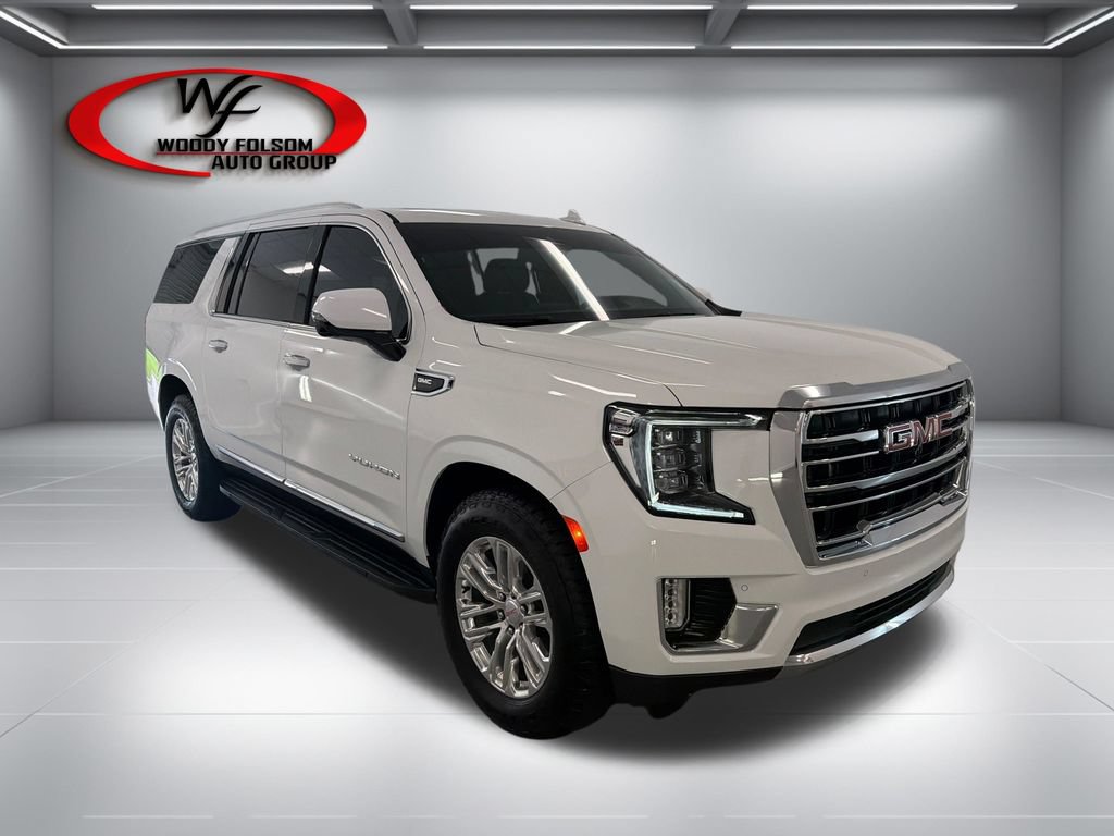 Used 2023 GMC Yukon XL SLT w/ SLT Premium Package RWD image 3