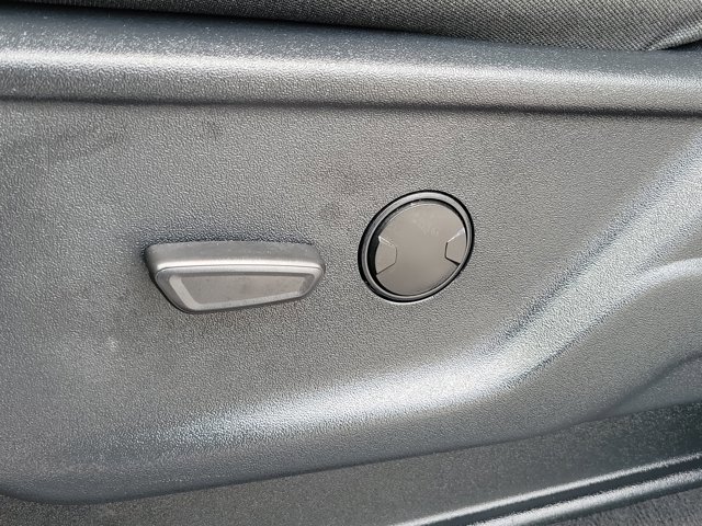 Certified 2025 Ford F250 XLT AWD/4WD image 19
