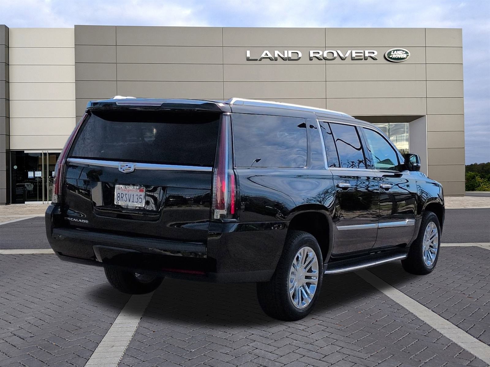 Used 2020 Cadillac Escalade ESV 2WD image 5