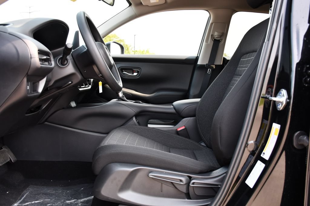 New 2027 Honda HR-V LX image 13