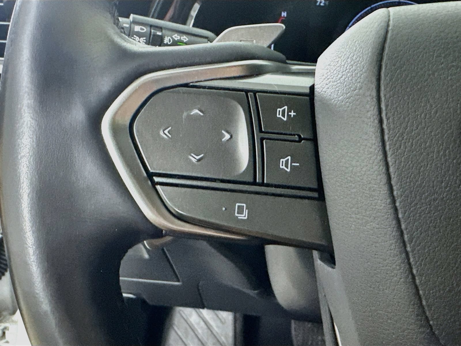 Used 2024 Lexus NX 350 AWD w/ Vision Package image 18