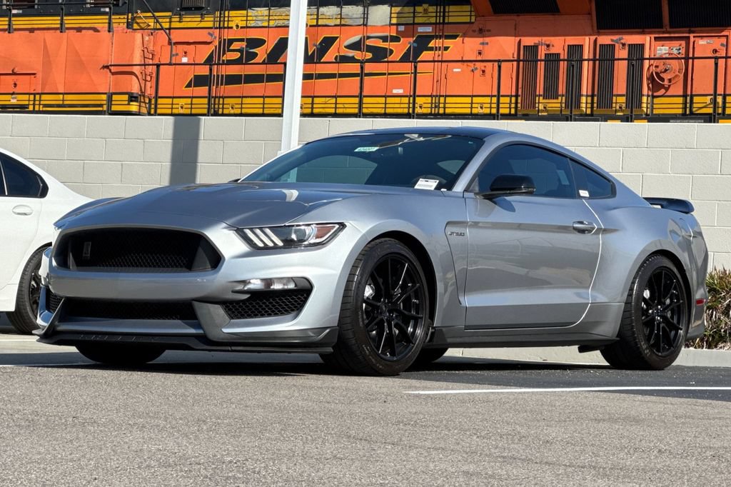 Used 2020 Ford Mustang Shelby GT350 w/ Technology Package RWD image 10