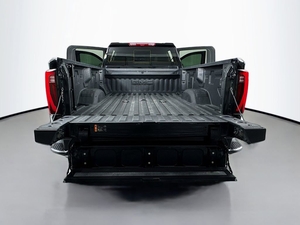 Used 2025 GMC Sierra 3500 Denali w/ Denali Reserve Package image 28